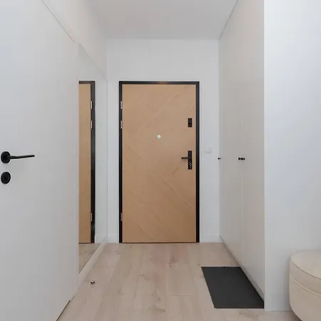 Bright Tarasy Baltyku By Renters Apartment
