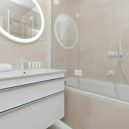 Apartment Bright Tarasy Baltyku By Renters